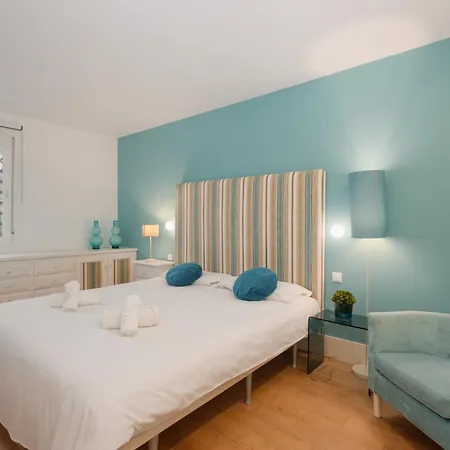 Apartment With Stunning Sea Views, Puerto Banus *